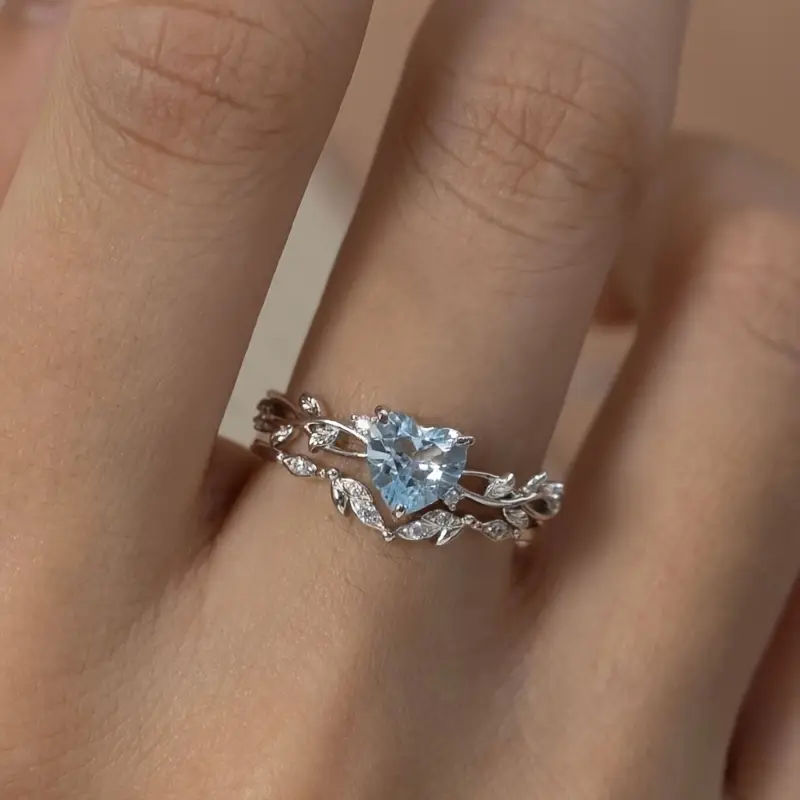 Elegant Blue Zirconia Heart-Shaped Leaf Ring